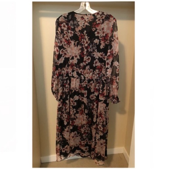 Vince Camuto Floral Dress - 2X - Picture 6 of 9